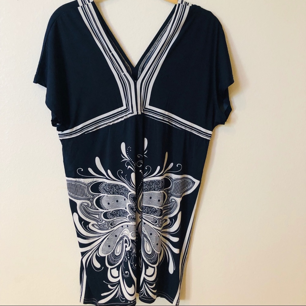 Earthbound  NWT Gorgeous Top Size Small/Medium
